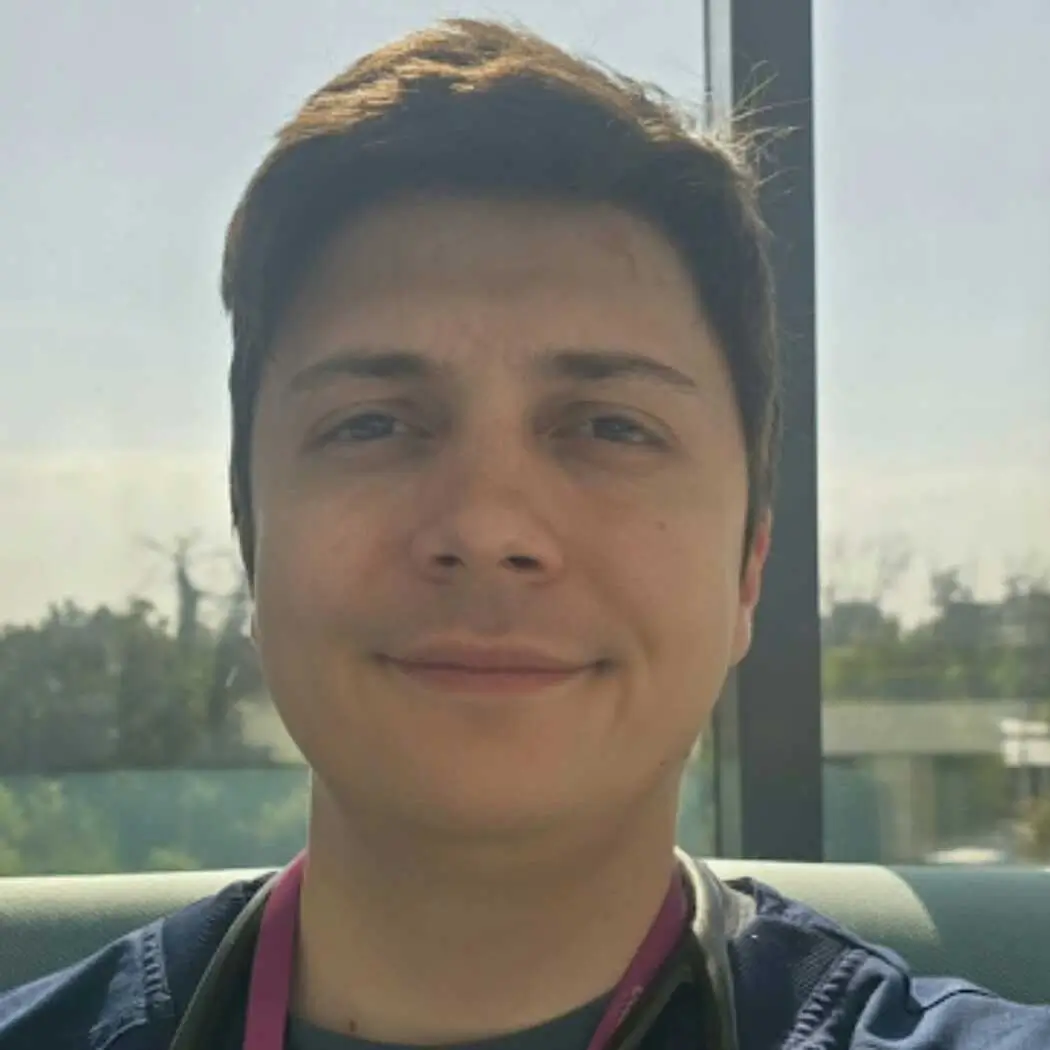 Dr. Razvan Peagu